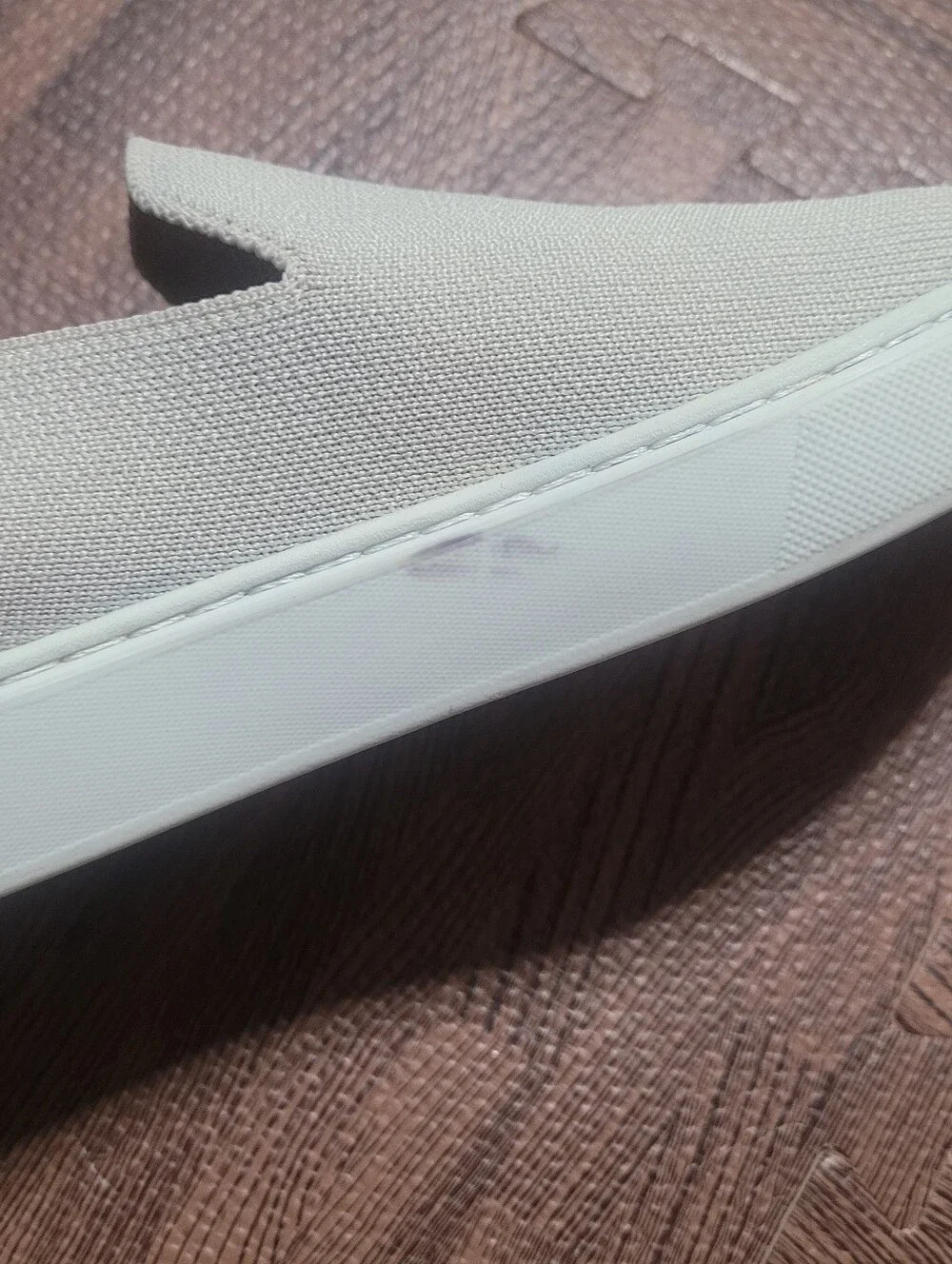 Rothys The Original Slip On Sneaker Beige Sand Women’s Size 9.5 Comfort Shoes